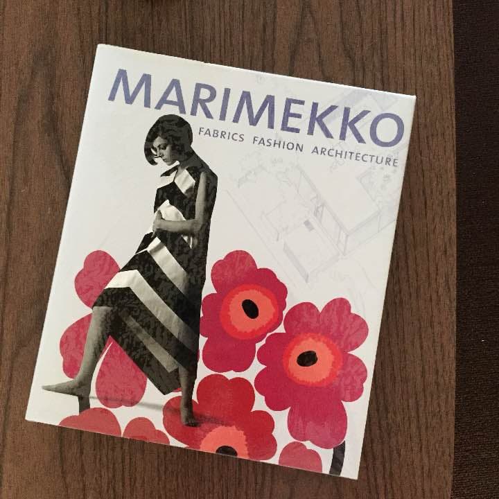 洋書 MARIMEKKO マリメッコ