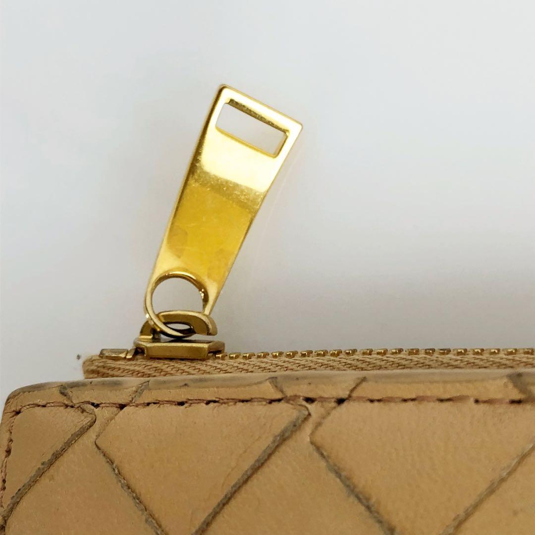 ボッテガ　ヴェネタ　二つ折りファスナー　ウォレット