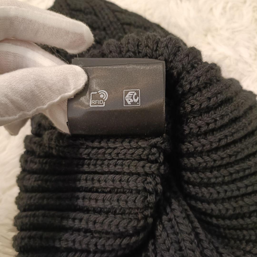 美品✨️　PRADA ニット帽　ブラック　黒　プラダ　M