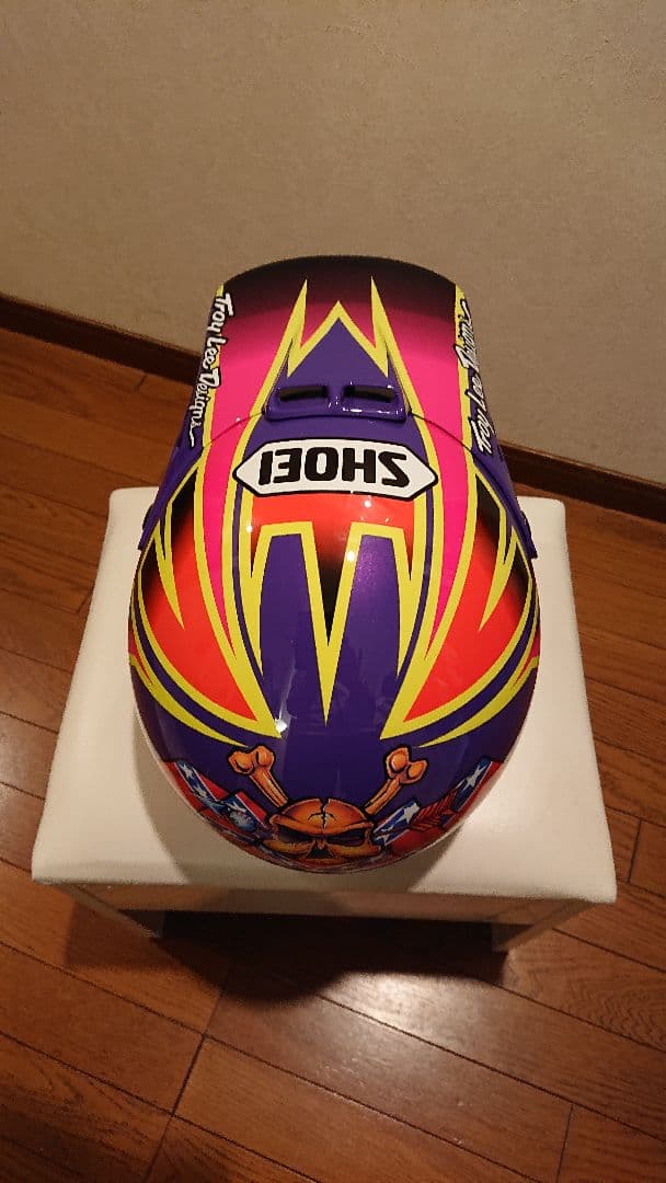 SHOEI トロイ・リー・デザイン ヘルメット デーモンブラッドショーモデル