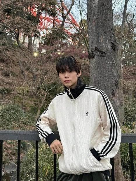 人気 【韓国限定サイズ】 adidas ワッフルBB トラックジャケット XL