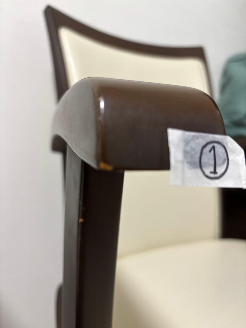 ニトリ　ラグーンCハード　ヒジツキカイテンチェア①