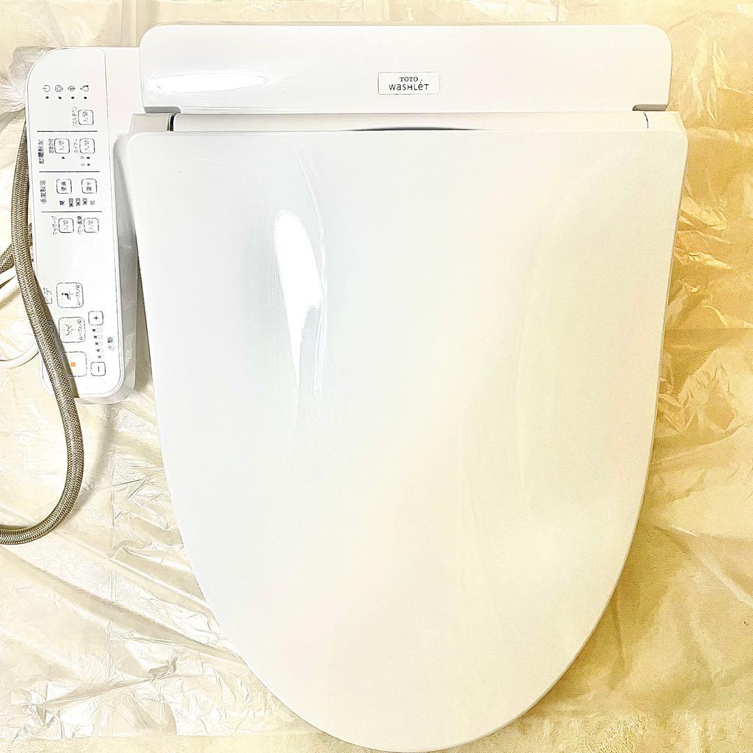 【早い者勝ち】ウォシュレット 温水洗浄便座 TOTO TCF8FK57