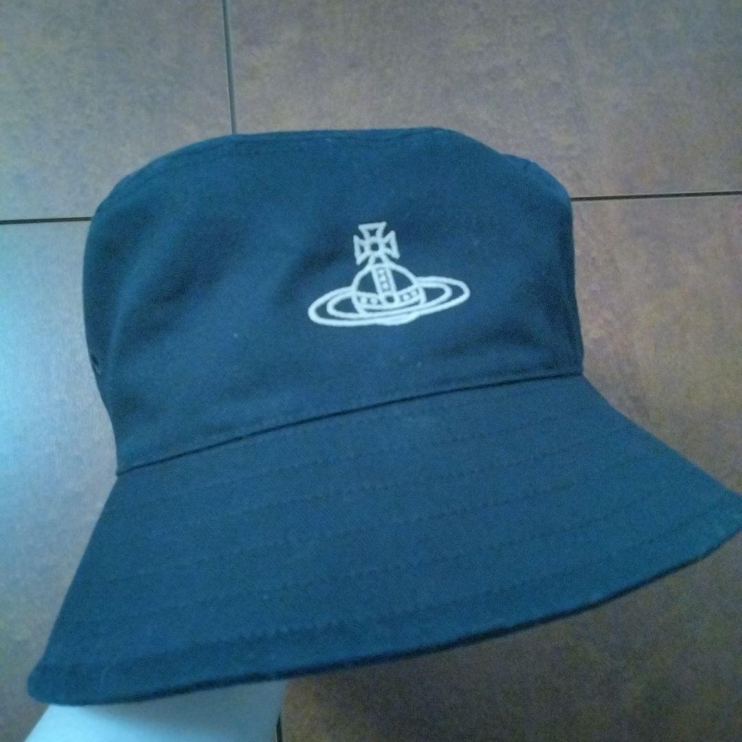 ヴィヴィアン・ウエストウッド　バケットハット 黒