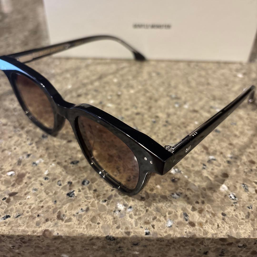 ジェントルモンスター　GENTLE MONSTER south side N 茶