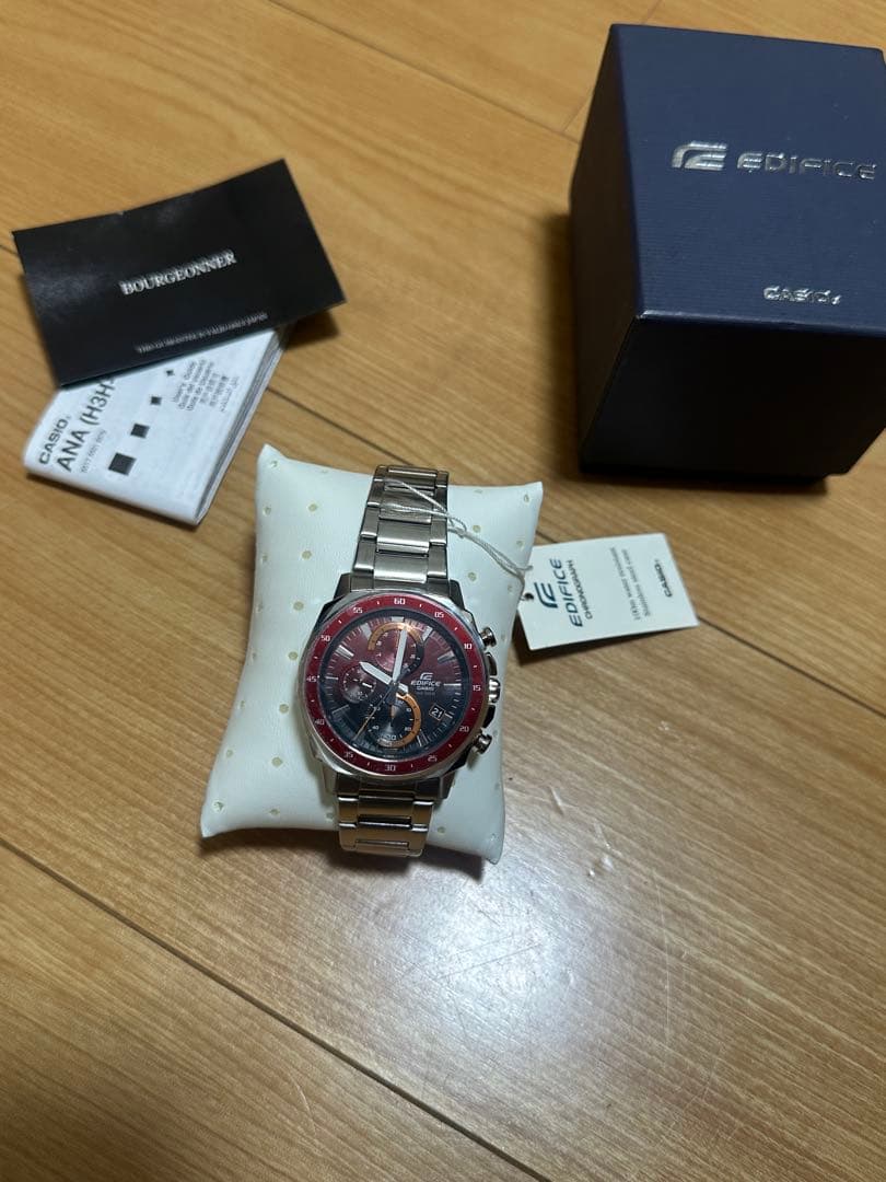 CASIO カシオ EDIFICE EFV-600D-4AVUDF 腕時計