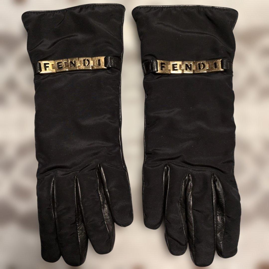 FENDI グローブ 黒