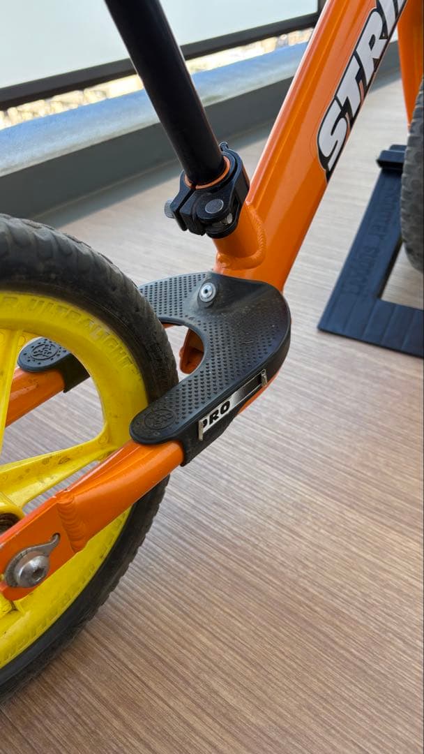 ストライダー　STRIDER PRO モデル12インチ/手渡し限定(東京板橋)