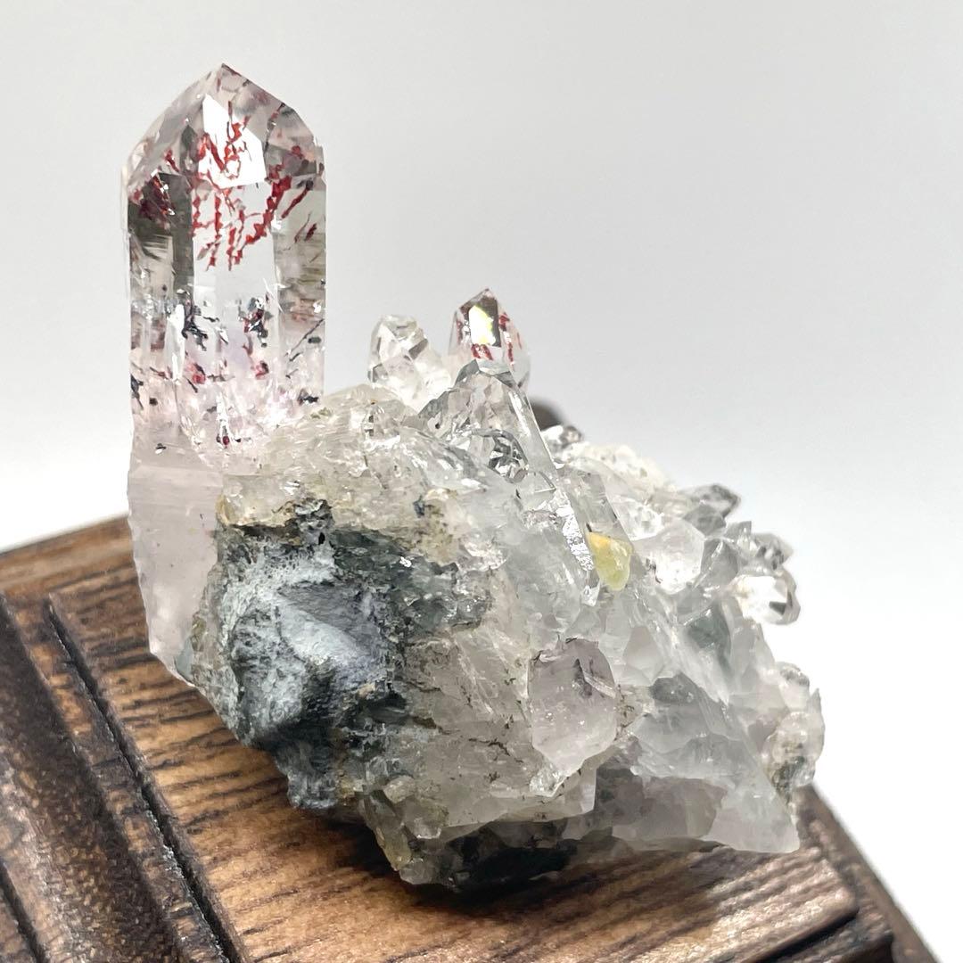 Namibia ゴボボセブ山 ヘマタイトインクォーツ(クラスター)