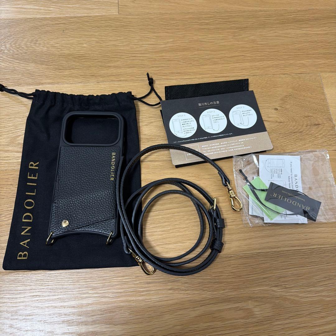 美品★BANDOLIER バンドリヤー iPhone17 17Pro