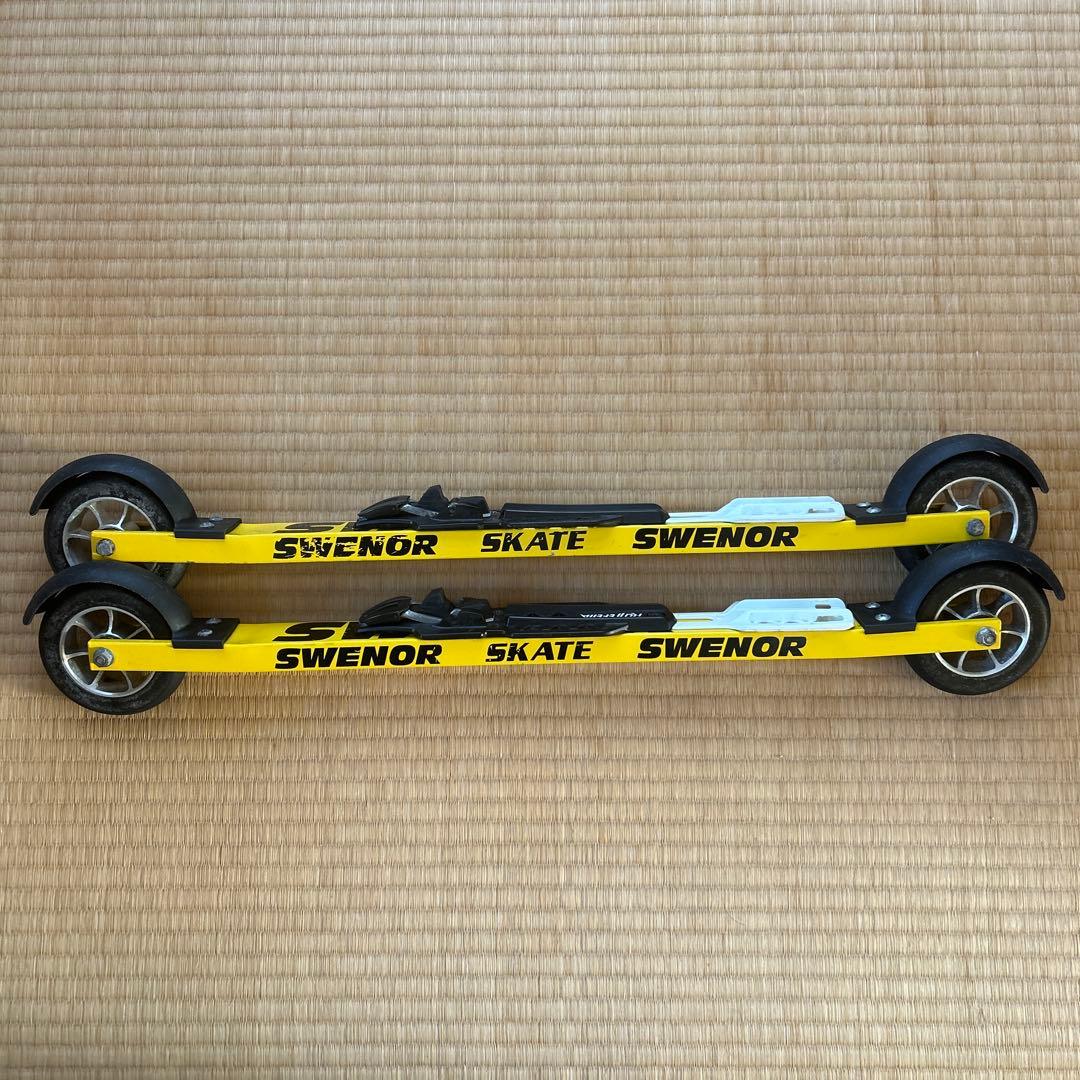 SWENOR SKATE イエロー　ローラースキー