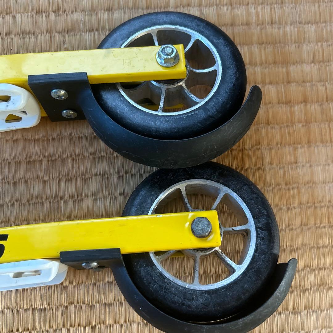 SWENOR SKATE イエロー　ローラースキー