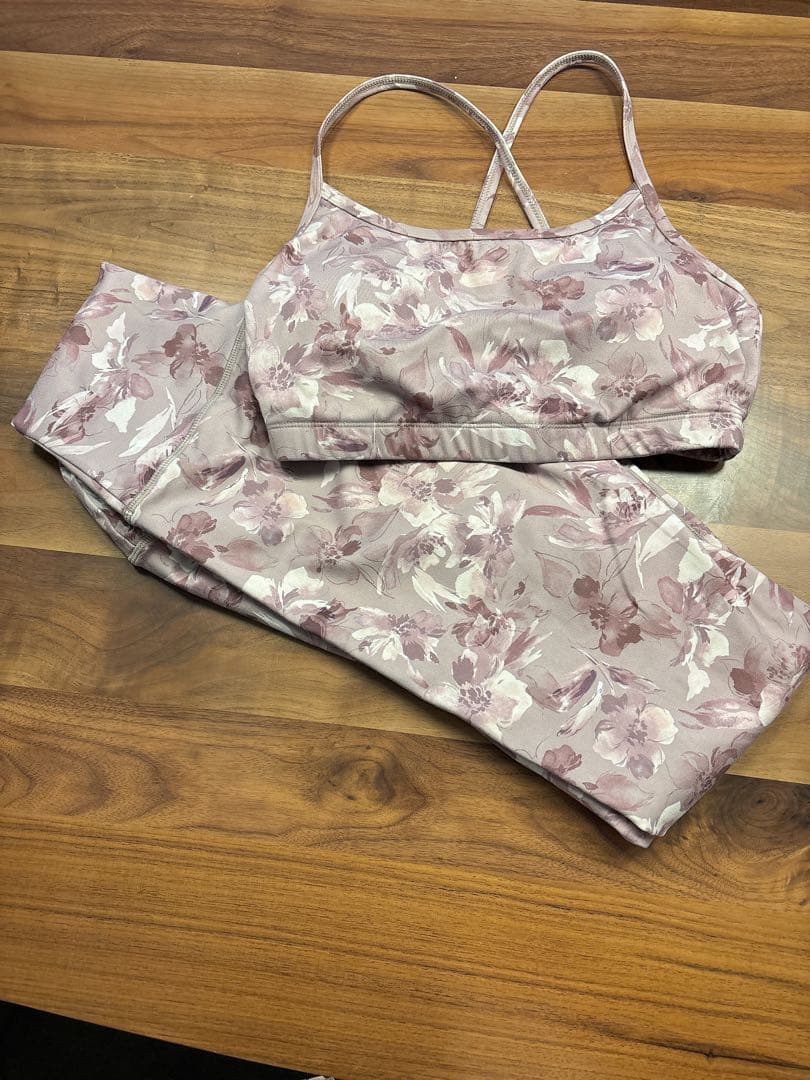 【美品】スカーラ　ラバ　ウェア　ヨガ　上下セット