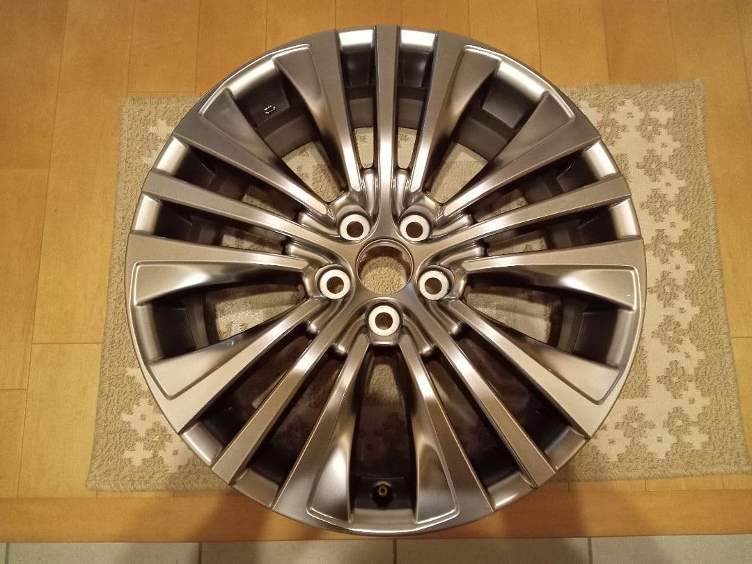 ８０系ハリアー純正ホイール　１本