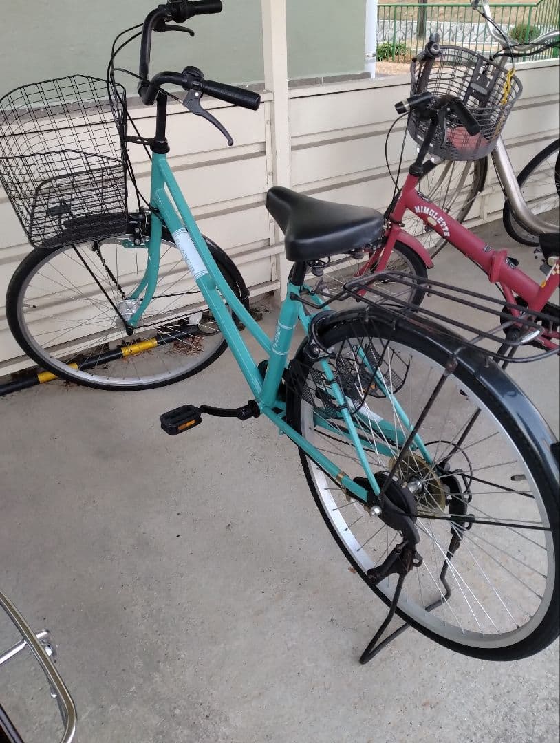 【名古屋】普通自転車、緑色、ママチャリ変速ありです、オートライト