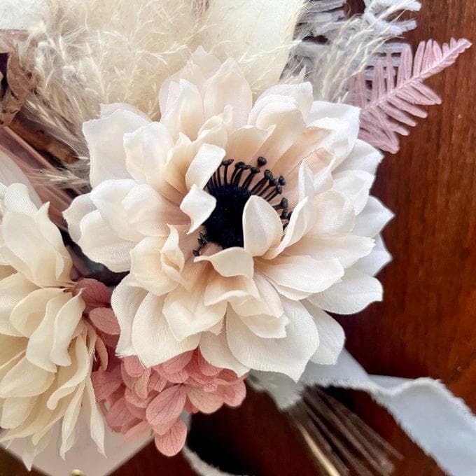 まいやん【アネモネスワッグL（ブーケ）＆ブートニア】