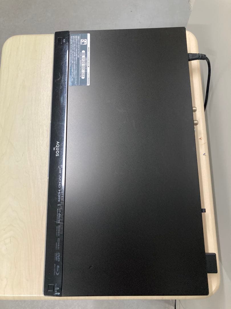 かなり綺麗　1TB リモコンも美品　シャープ　AQUOS BD-HDW 80