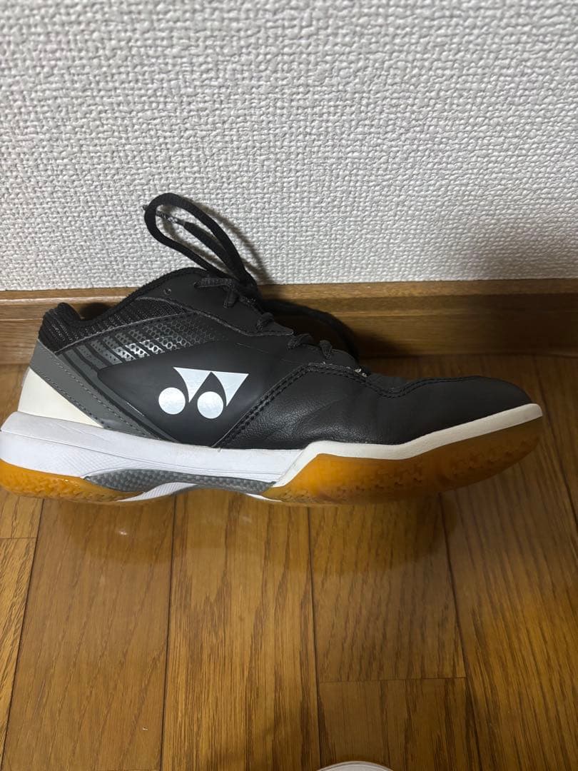 ヨネックス　バドミントンシューズ　24.0