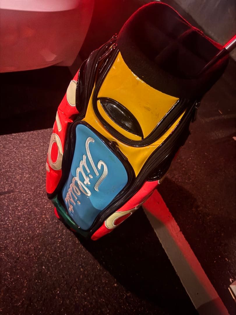 Scotty Cameron カラフルキャディバッグ