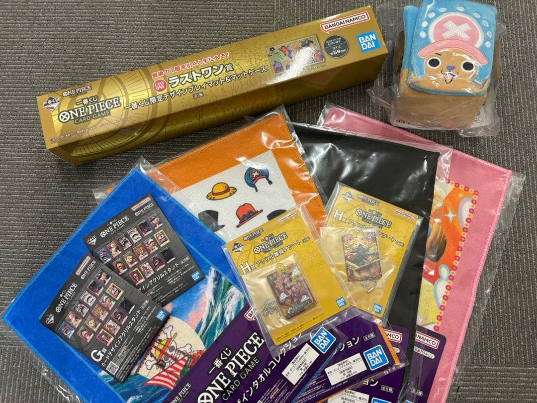 一番くじ　ワンピースカードゲーム　ラストワン　プレイマット E賞 カードケース