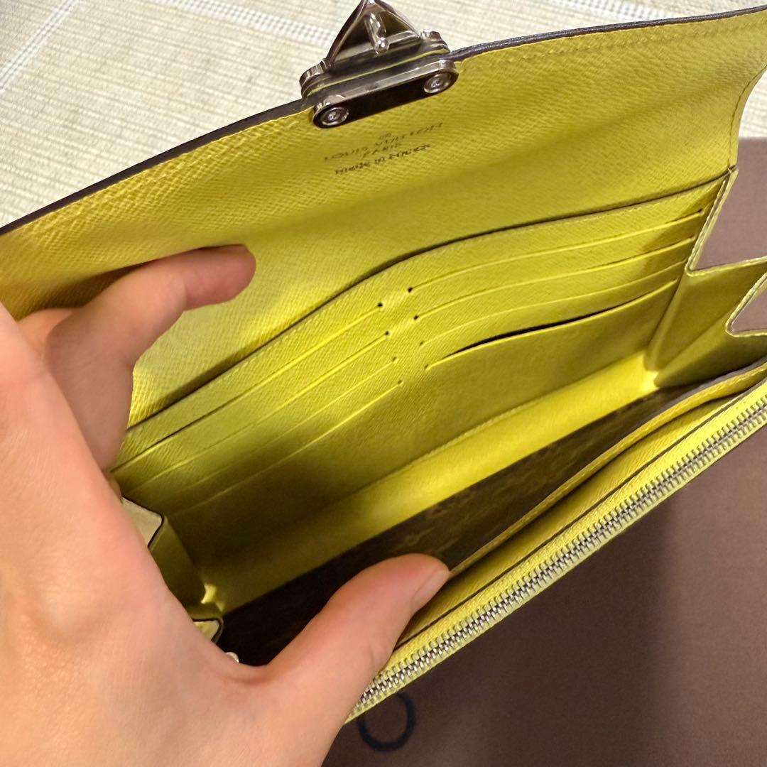 希少　Louis Vuitton モノグラム　エピ長財布