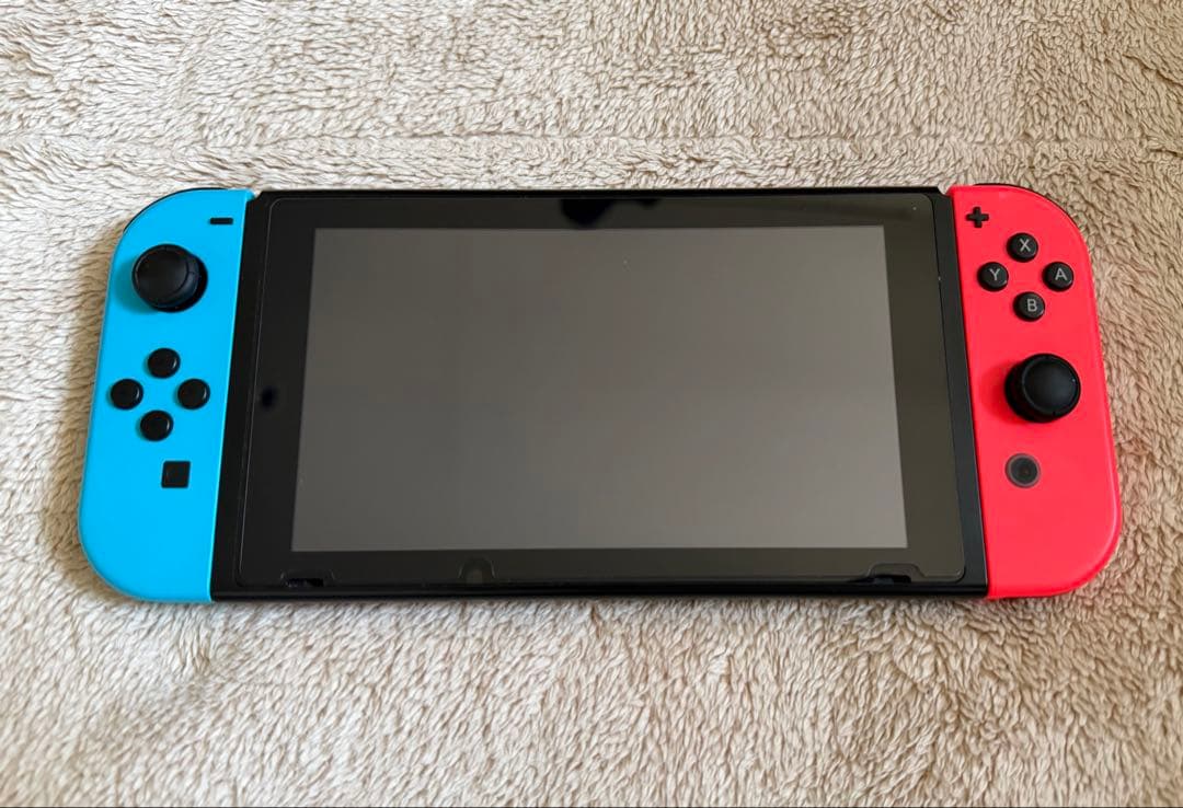 Nintendo switch 本体　充電器　ジョイコン 赤 青