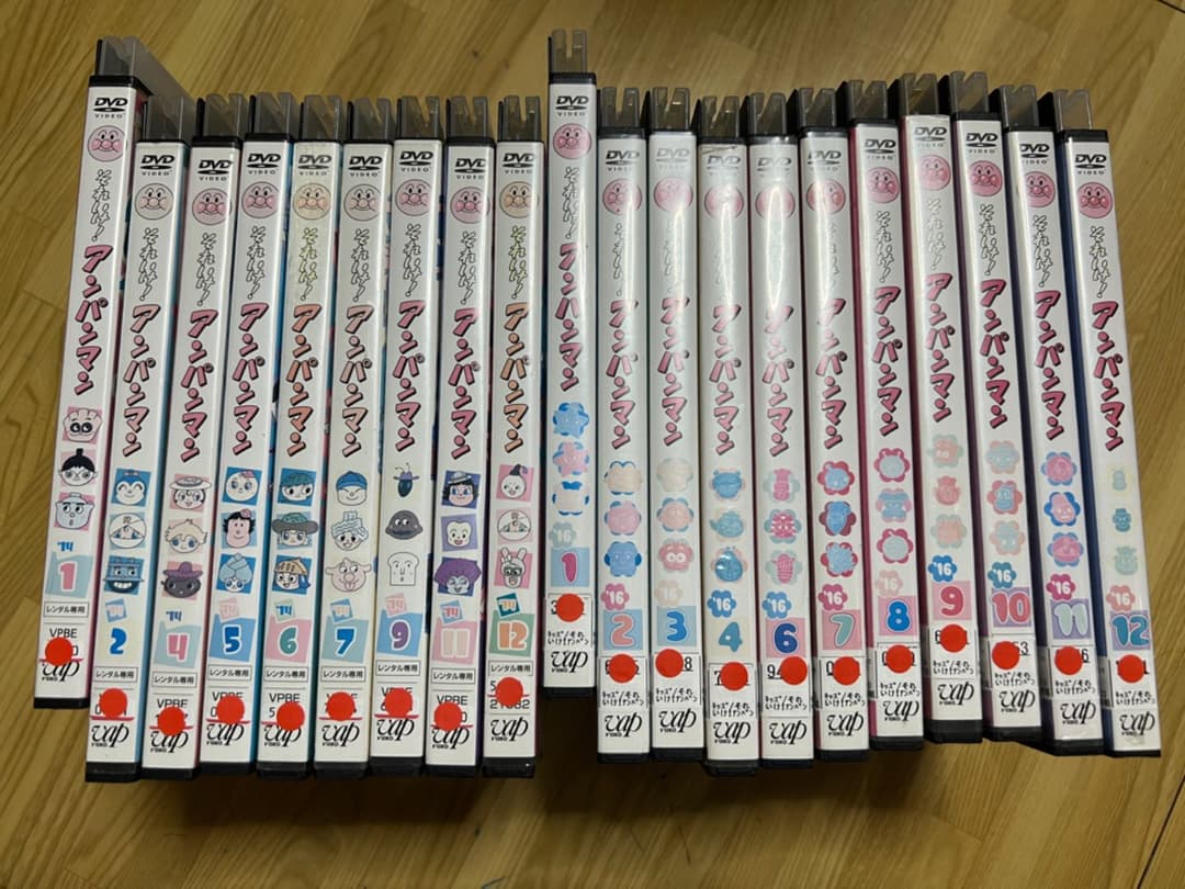 レンタル落ち　dvd アンパンマン '14 '16 2014年　2016年