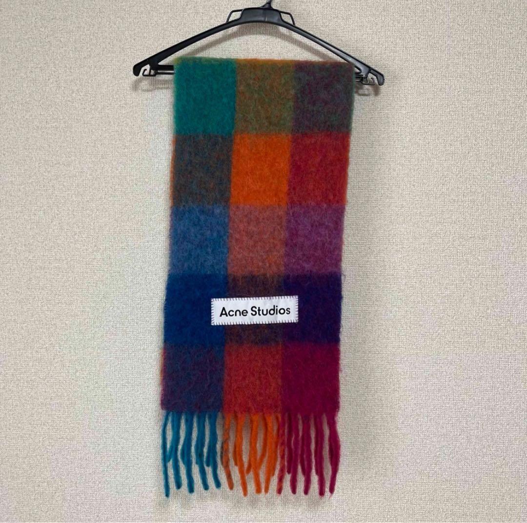 Acne Studios ウールマルチチェックマフラー