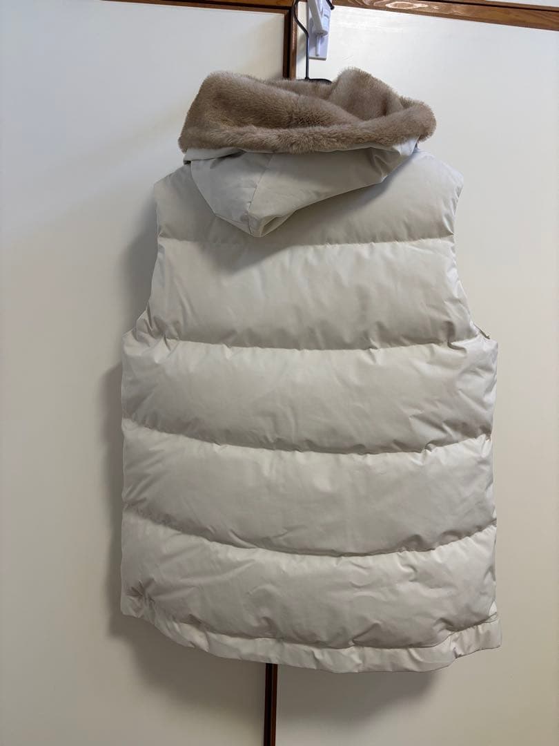 アパルトモン【LOU ANDREA/ルーアンドレア】2WAYダウンベスト