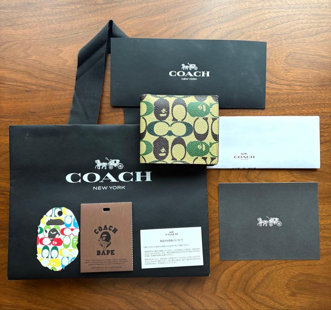 A*a様 美品　希少　coach×A BATHING APE 二つ折り財布　迷彩