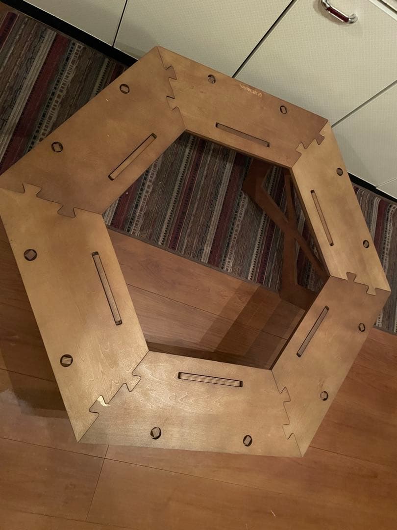 ハイランダー　ヘキサテーブル