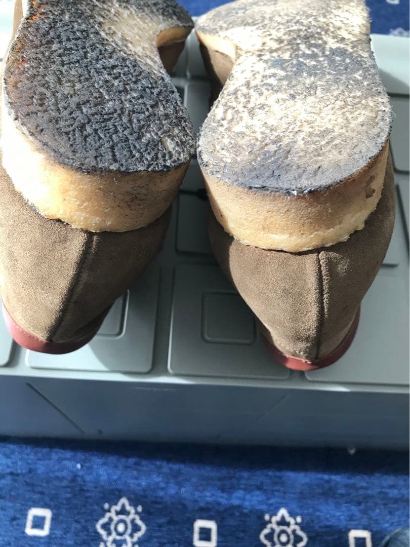 ネペンテス　革靴　ワラビー　クラークス　トリッカーズ　ハソーン　ラッセルモカシン