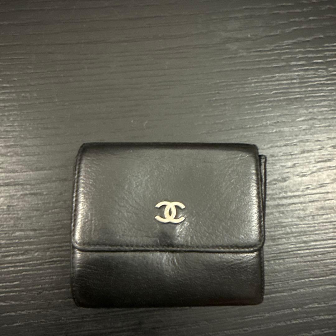 CHANEL 3つ折り折りたたみ財布