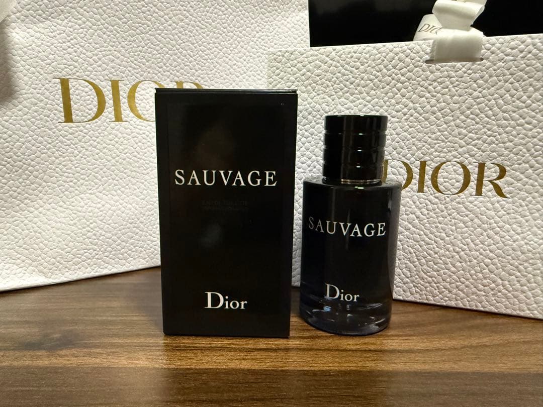 Dior Sauvage オードトワレ ボックス付き