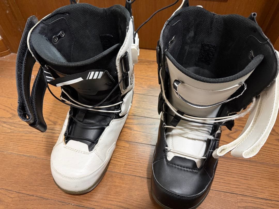 DEELUXE TEAM ID 26.5 インナーは新品未使用のアタリブーツ