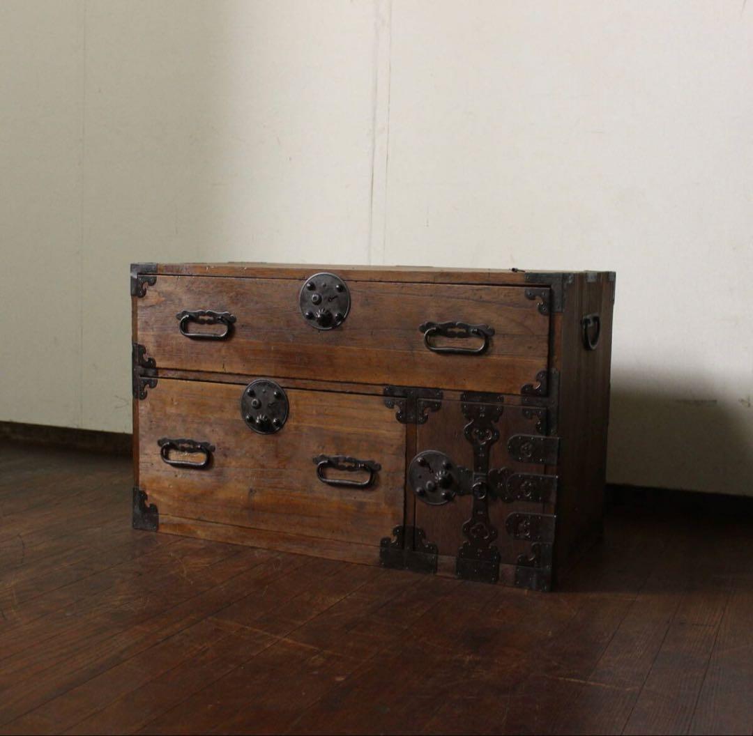 庄内箪笥 レトロ アンティーク 扉付4杯 前桐 時代箪笥 サイドボード 古家具