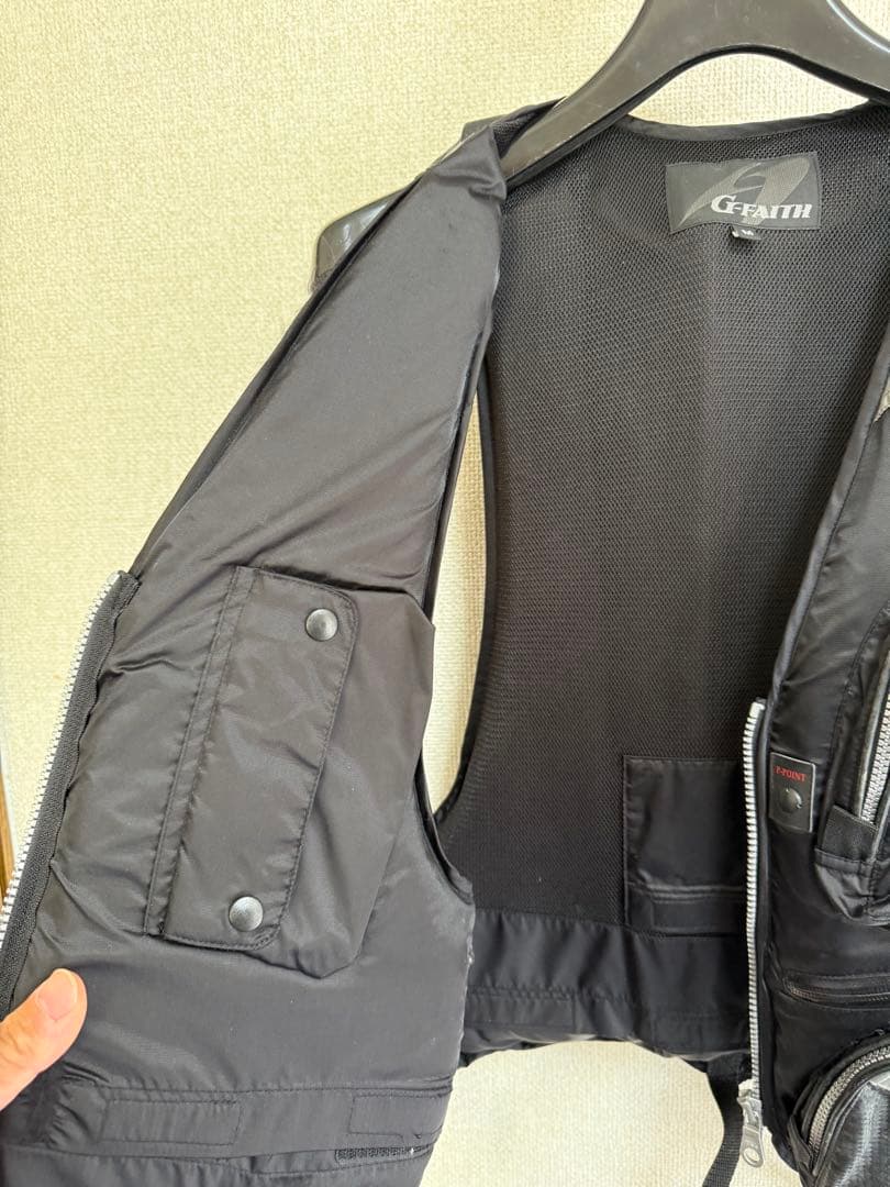 がまかつG-FAITH スーツ　M 中綿　上インナー付　フローティングベスト中古