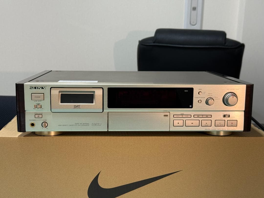 DTC-59ESJ SONY ソニー DATデッキ 現状品 送料無料