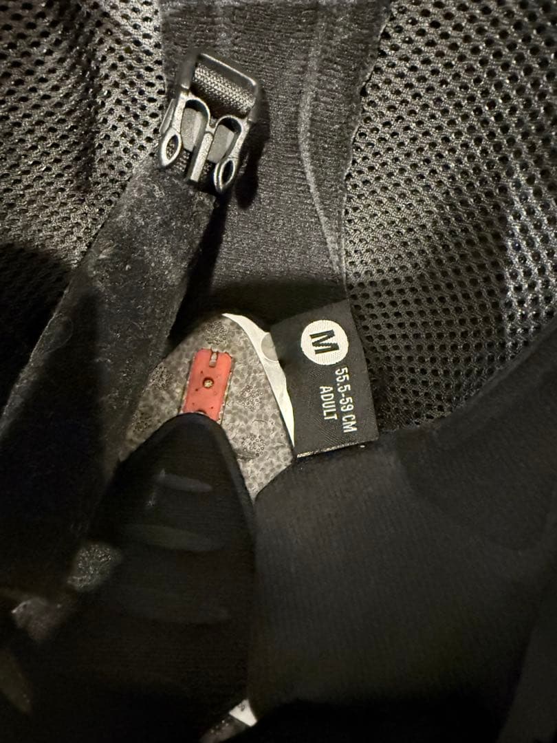 M*i様 Giro mips ヘルメット マットグレー　Mサイズ 55.5cm