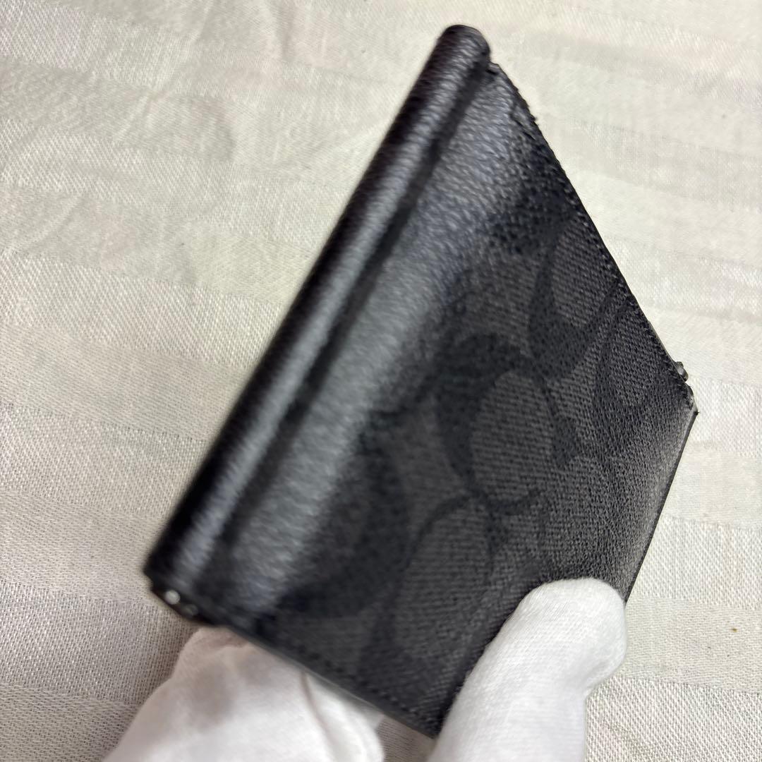 未使用♡COACHコーチシグネチャーマネークリップ折り財布