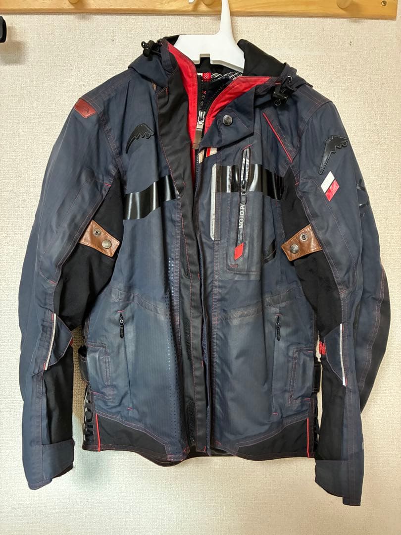 クシタニ　アロフトフードジャケット　Mサイズ