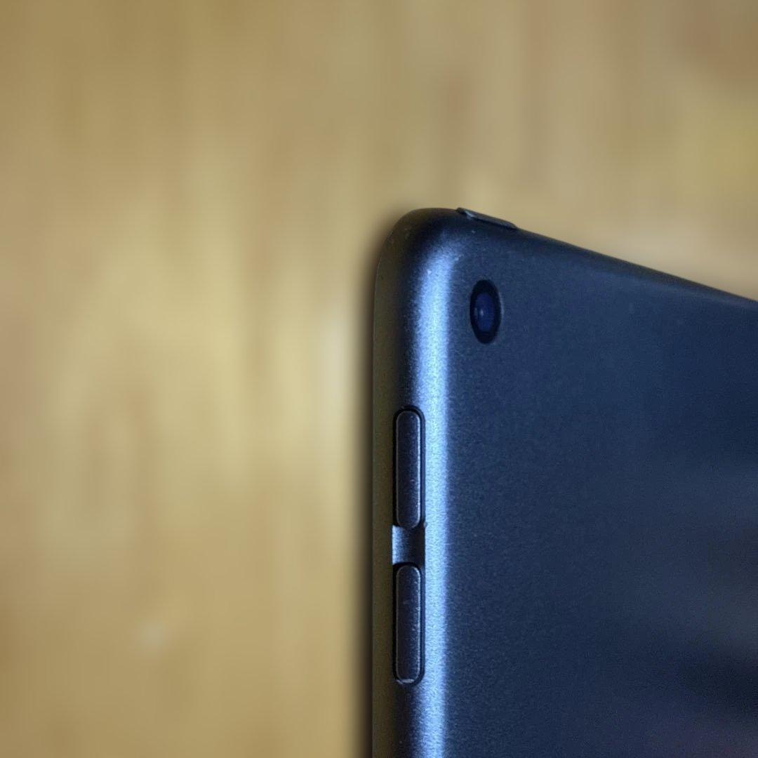 t*t様 iPad Air 第３世代 Wi-Fiモデル スペースグレー