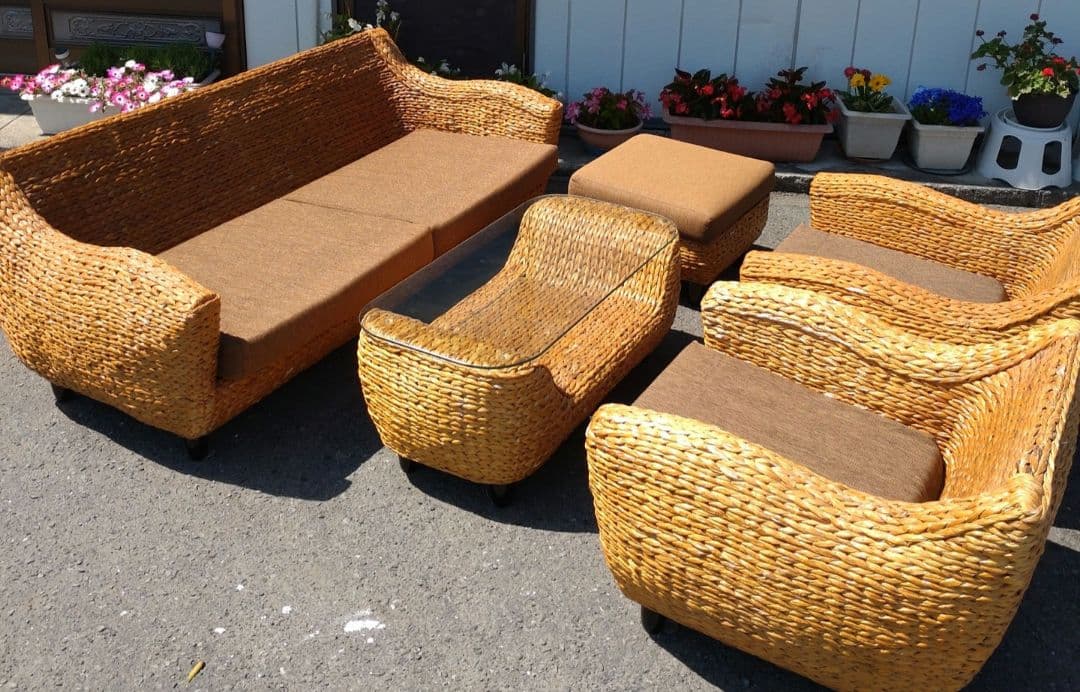 2〜3人掛けソファ ブラウンクッション　リゾート　バリ風　ウォーターヒヤシンス