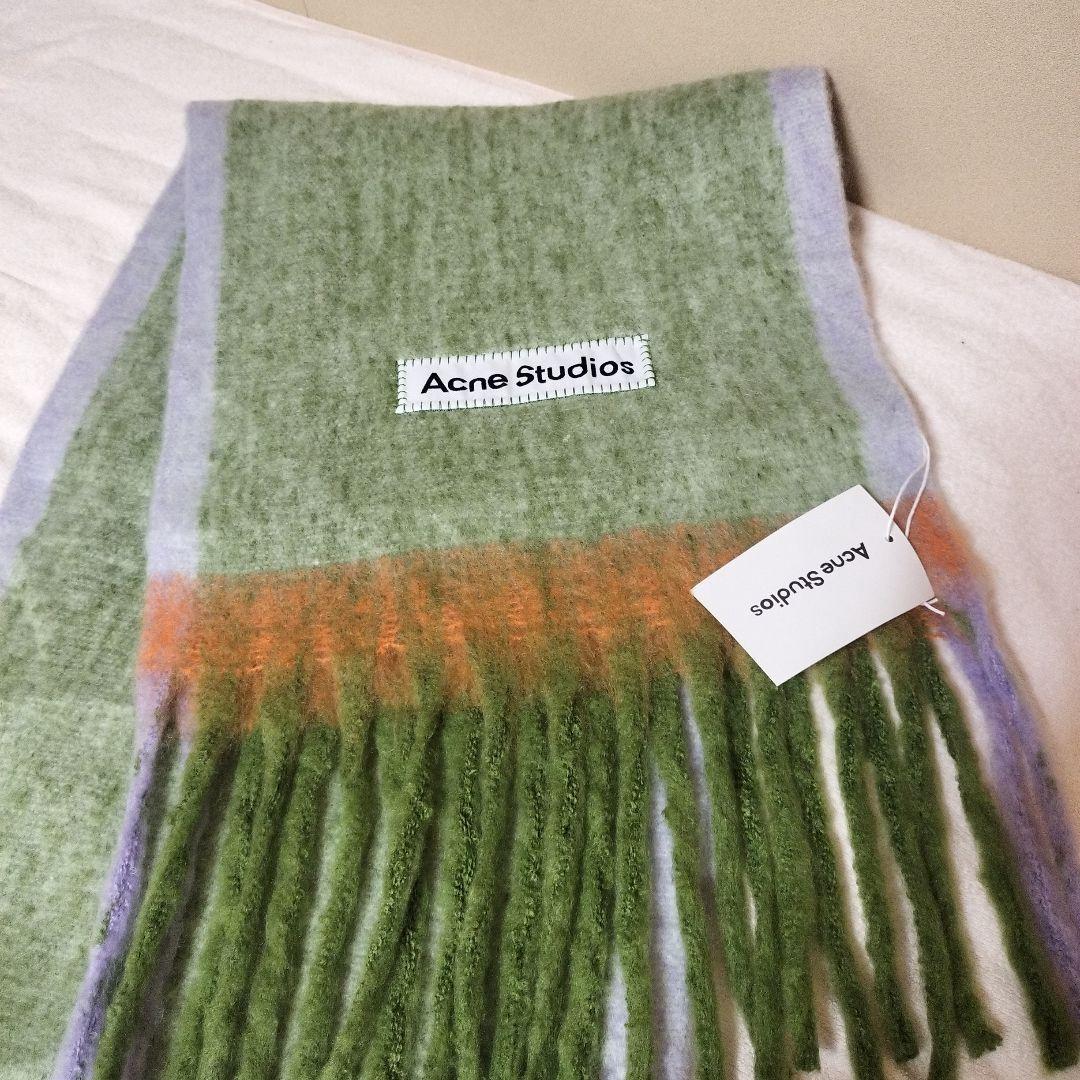 グリーン　ACNE STUDIOS　マフラー　スカーフ