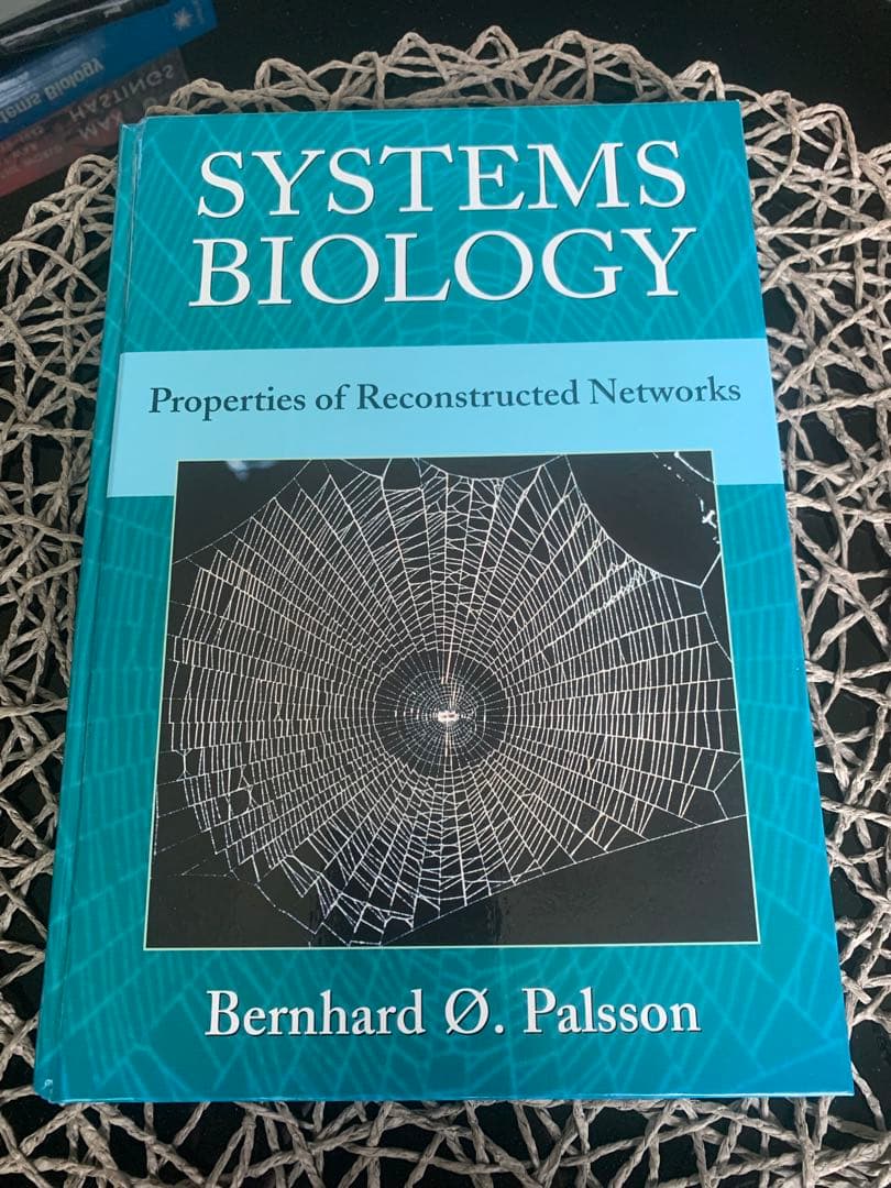 SYSTEMS BIOLOGY Bernhard Ø. Palsson