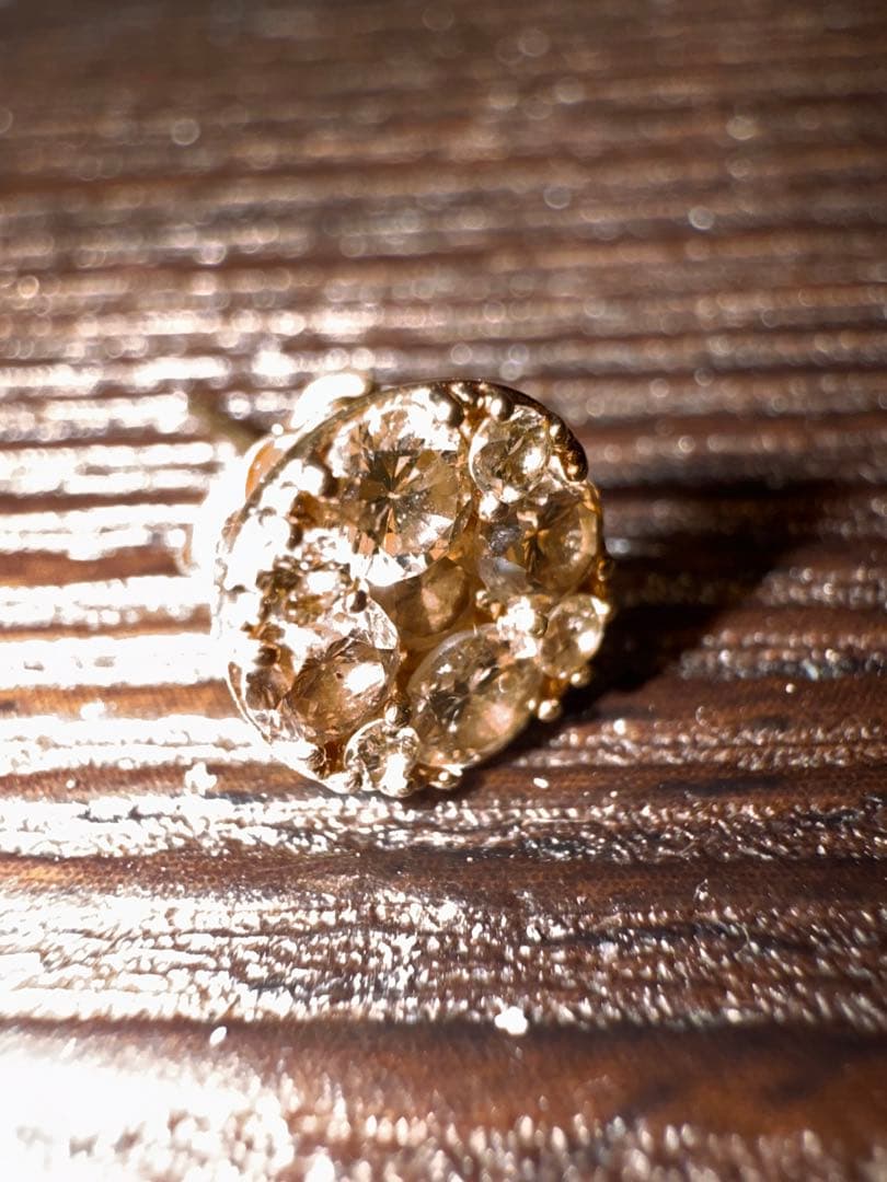 （アヴァランチ） 10k ダイアモンド ピアス 片耳