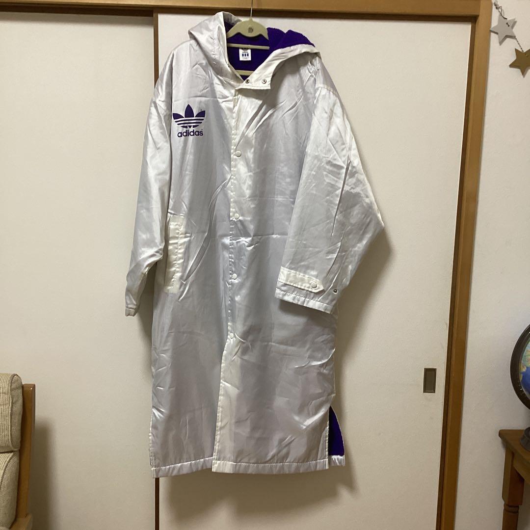 adidas ベンチコート　サッカー
