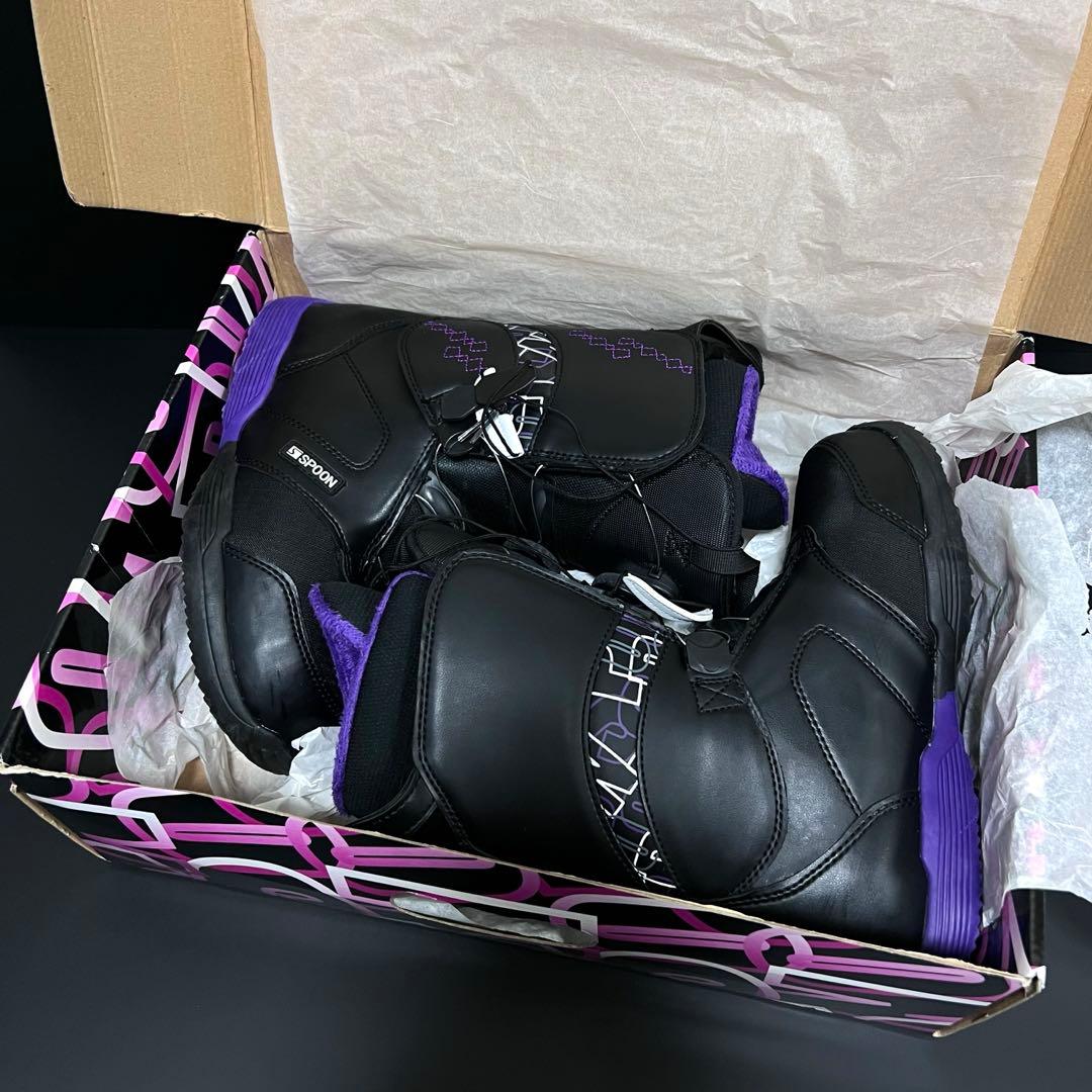 ほぼ未使用　SPOON PRISM 25cm スノーボード　ブーツ　箱付き