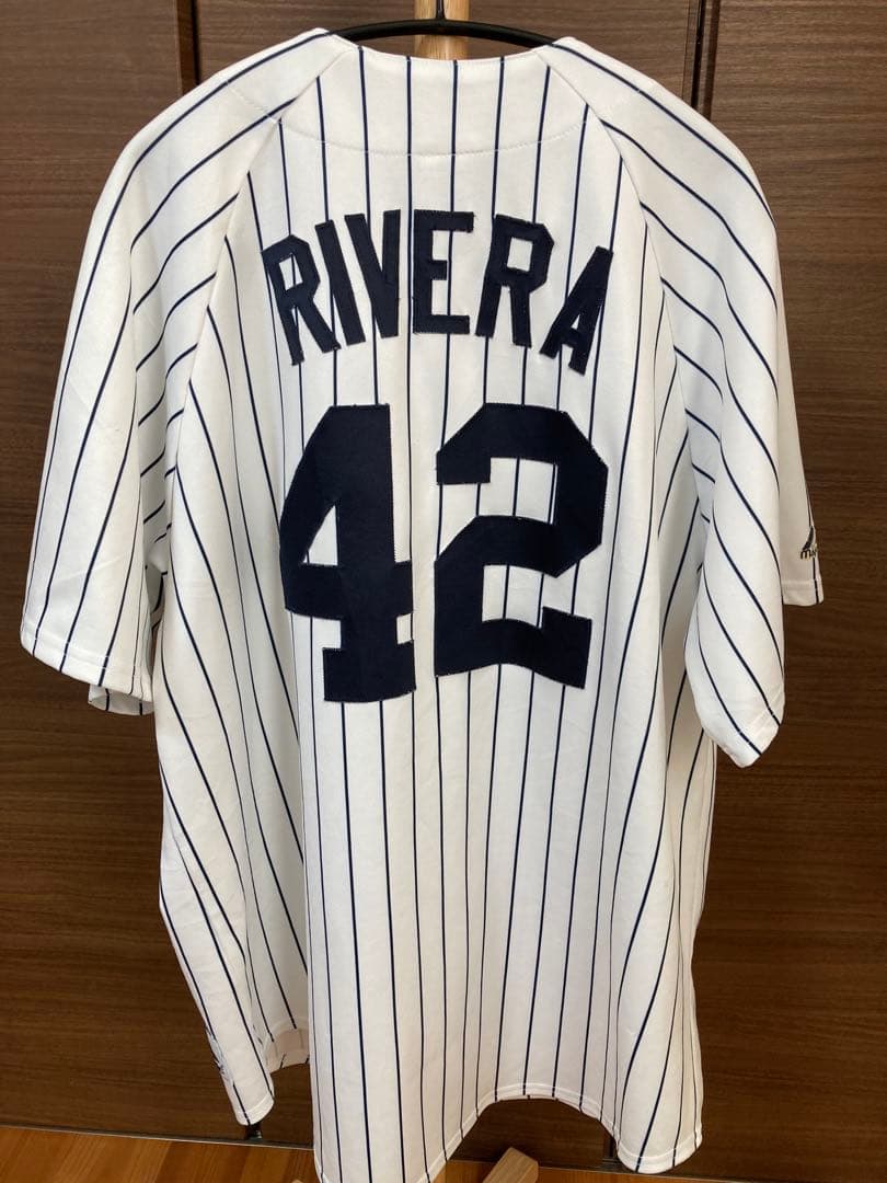 ヤンキース　ユニフォーム　リベラ