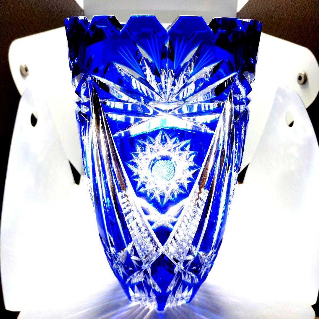 新品イタリア製江戸切子風青色被せガラスクリスタル花瓶花器フラワーベース薩摩切子